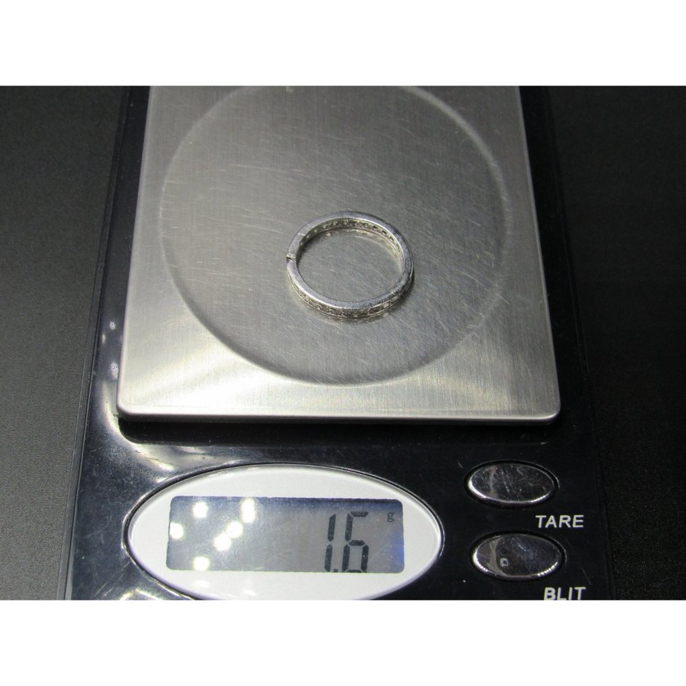 Size 6.25 Sterling Silver Cool Bright Cubic Zirconia Band Ring - Picture 6 of 6